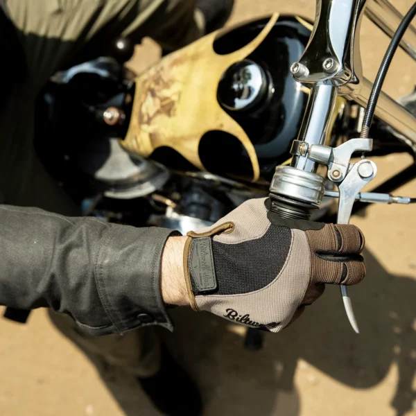 Imagen de Guante Moto Gloves de Biltwell en color Coyote y Negro.