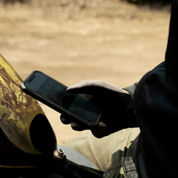 Imagen de Guante Moto Gloves de Biltwell en color Coyote y Negro.