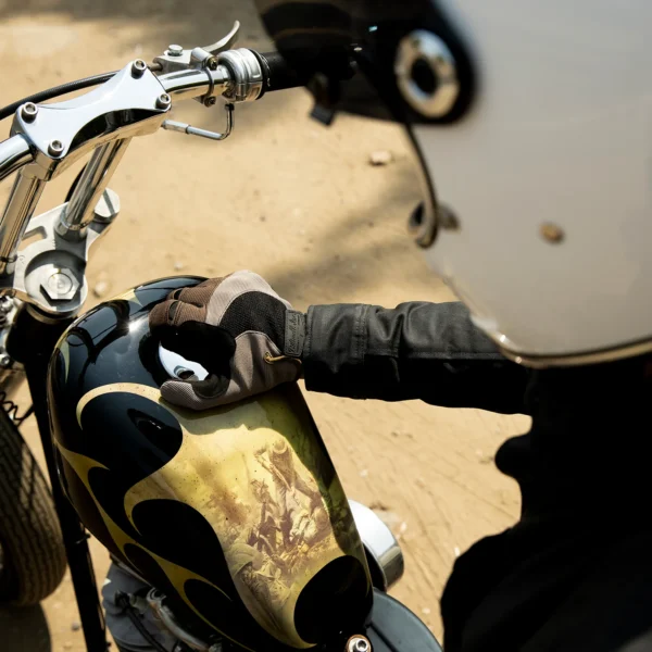 Imagen de Guante Moto Gloves de Biltwell en color Coyote y Negro.