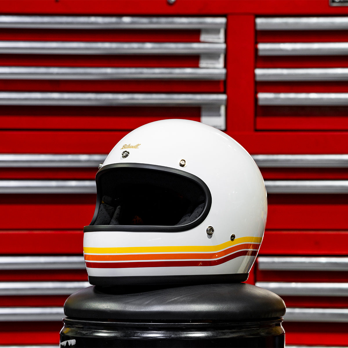 SUNSET SPECTRUM - Biltwell GRINGO, es un casco estilo vintage integral, con certificacion ece 2206