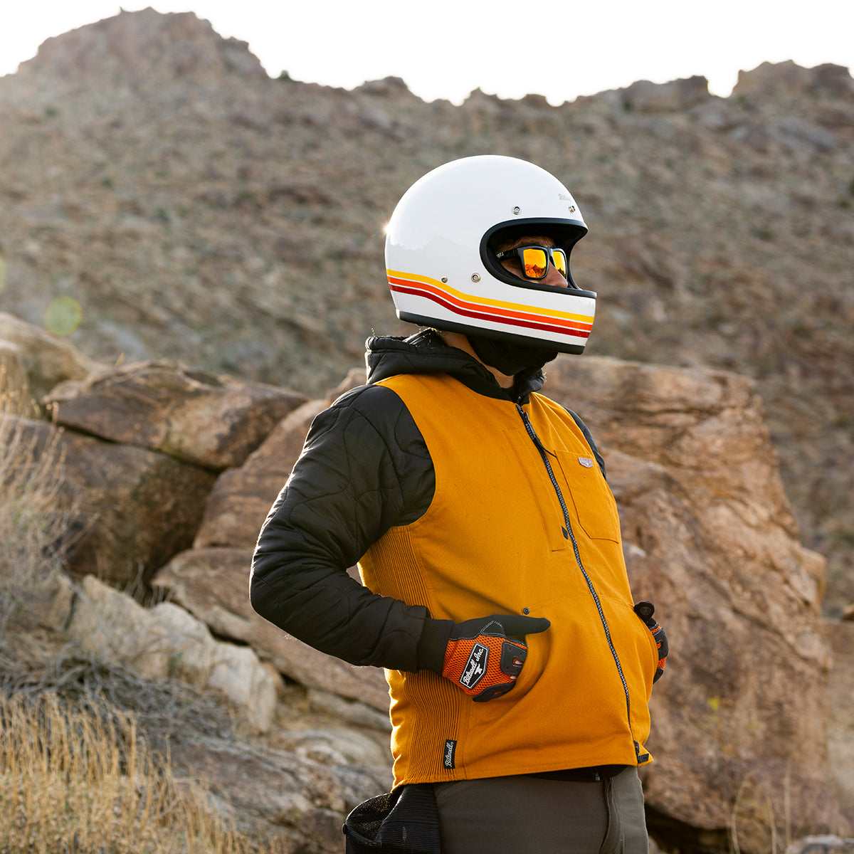 SUNSET SPECTRUM - Biltwell GRINGO, es un casco estilo vintage integral, con certificacion ece 2206